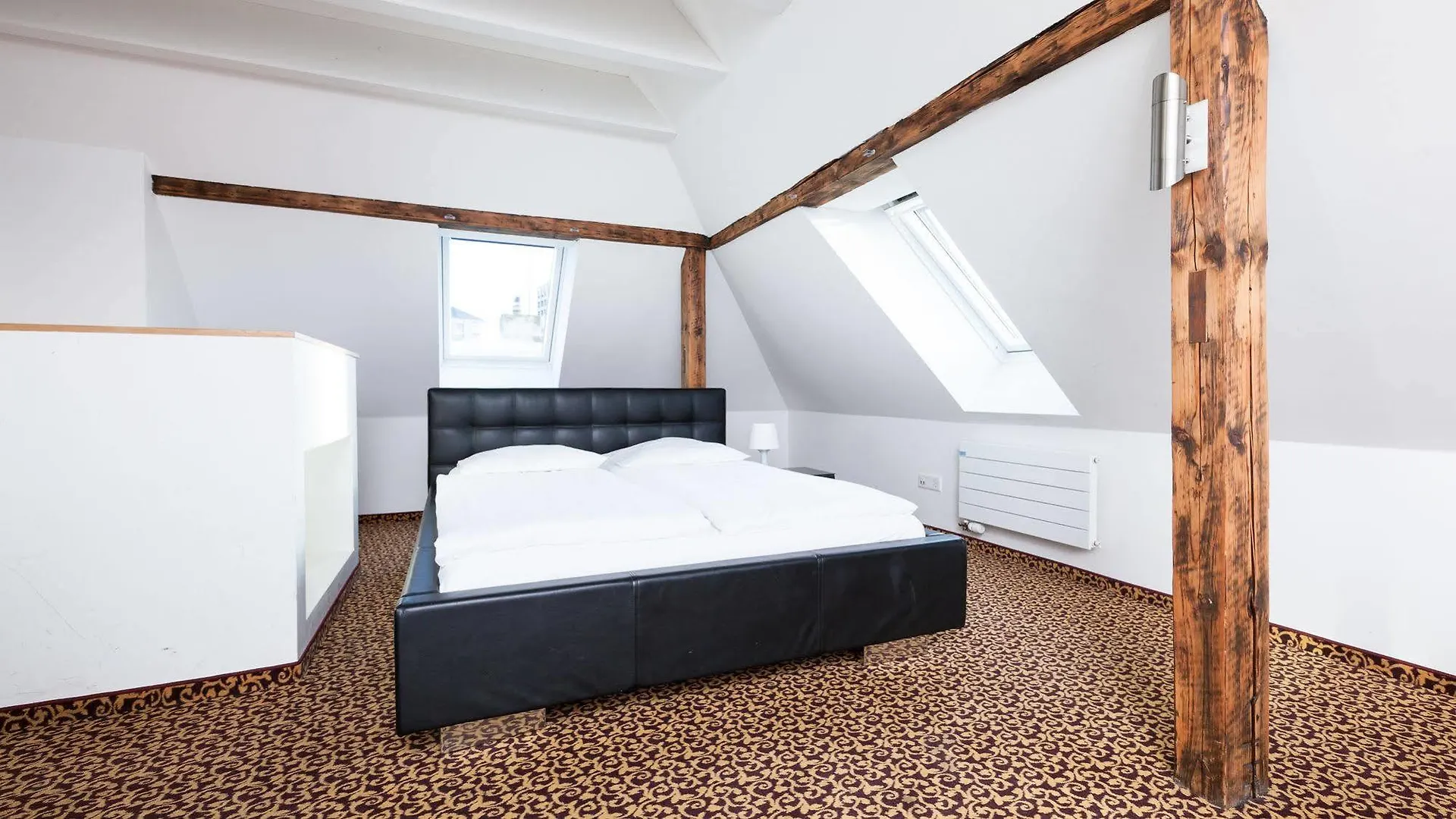 Swiss Star Center - Contactless Self Check-In Apartment Zurich Switzerland